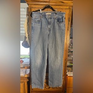 Levi’s Women’s Low Pro Straight, 29